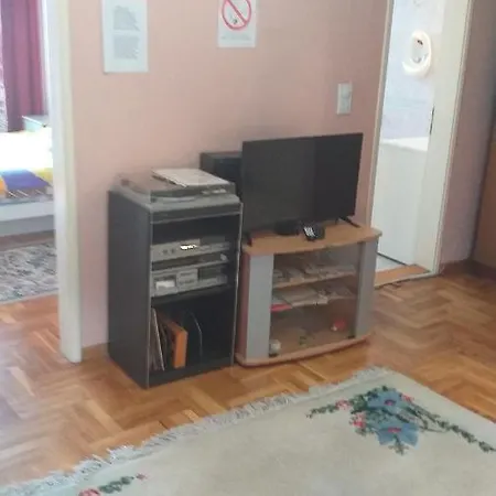 Gajic Apartment Belgrade